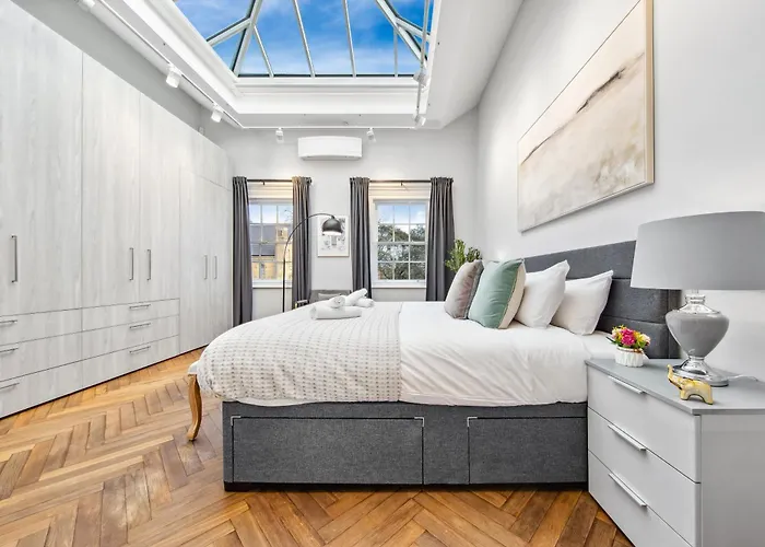 The Chelsea Villa